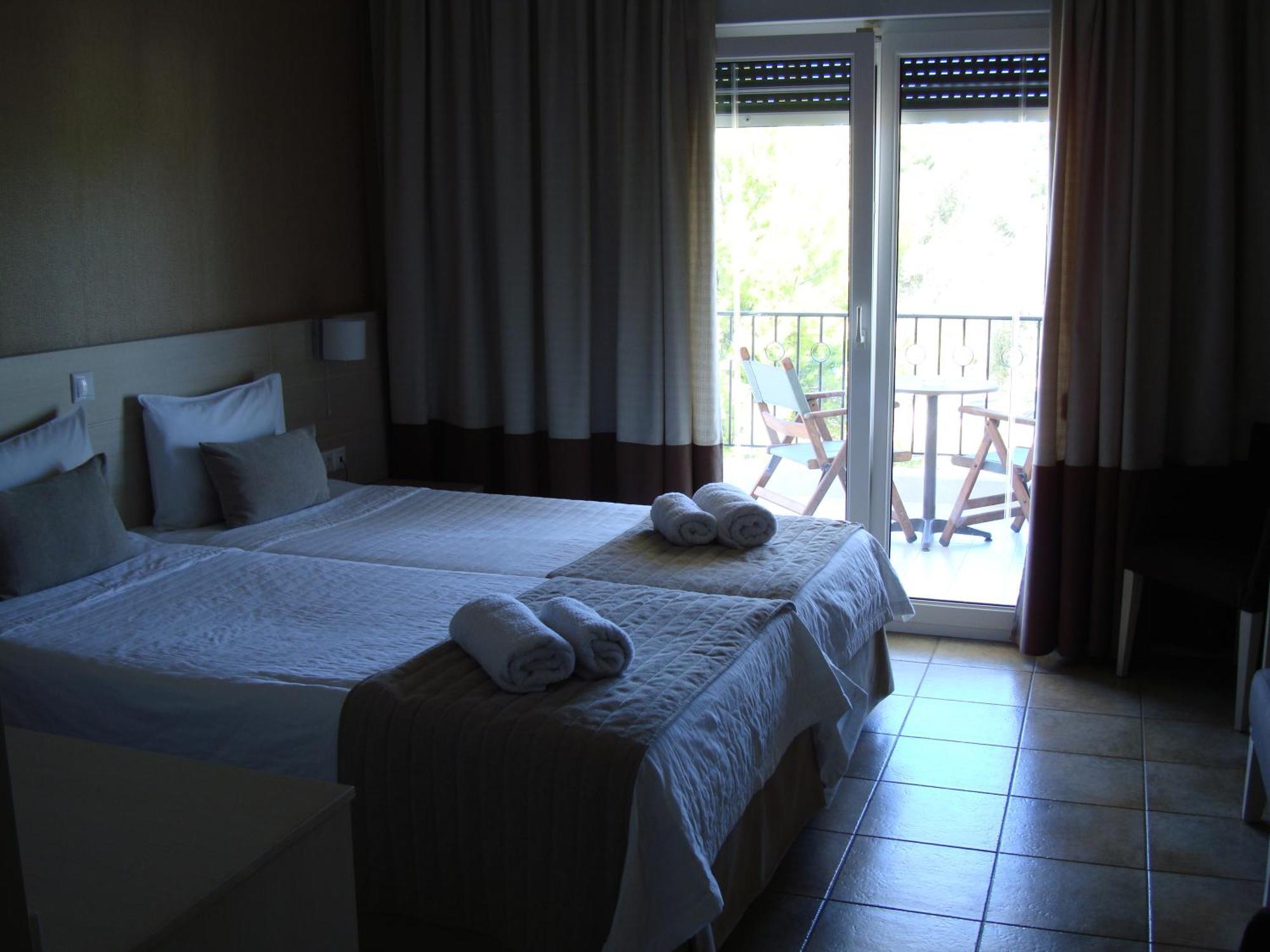 Nostos Hotel Áfitos Quarto foto